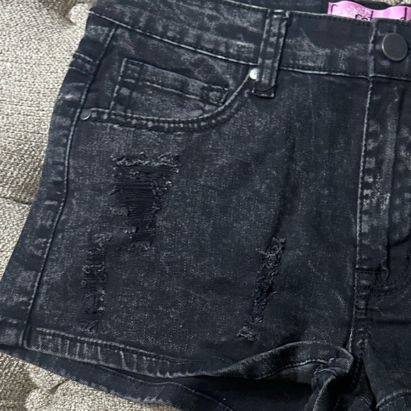 ‎Denim “Booty” Shorts - Picture 6 of 14